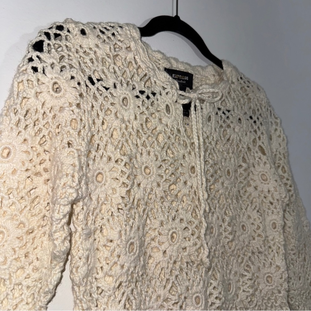 Boho Crochet Floral Knit Sweater Cream Handknit by Express‎ Size Small - Picture 3 of 12